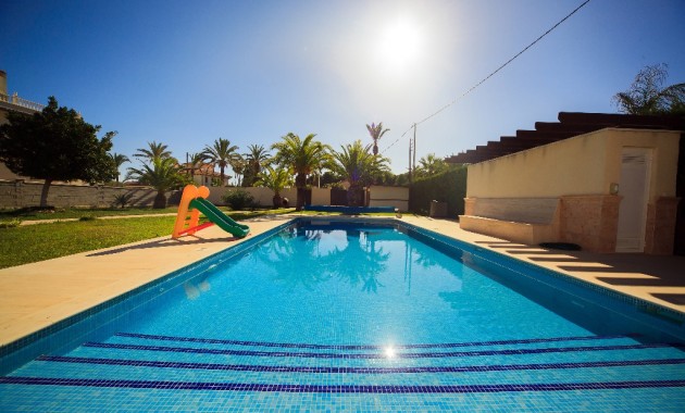 Herverkoop - Villa -
Cabo Roig