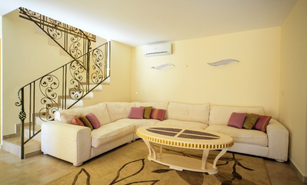 Herverkoop - Villa -
Cabo Roig