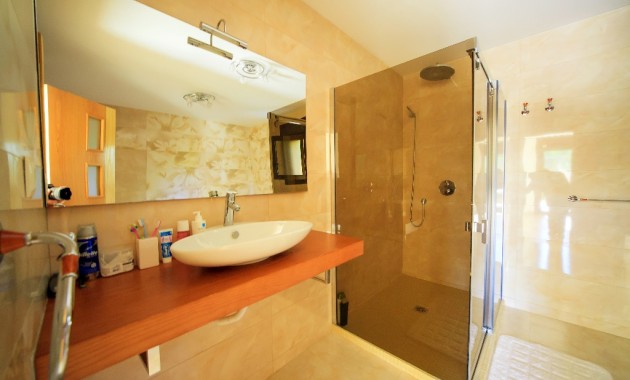 Herverkoop - Villa -
Cabo Roig