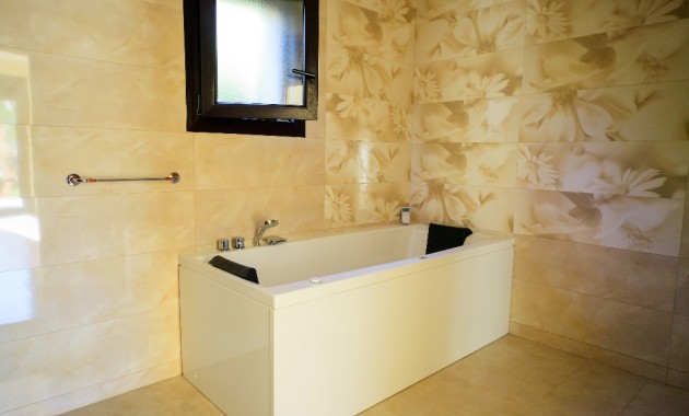 Herverkoop - Villa -
Cabo Roig