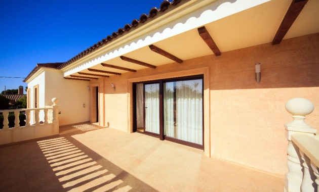 Herverkoop - Villa -
Cabo Roig