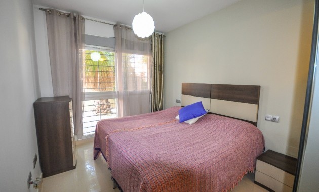 Herverkoop - Appartement / flat -
Punta Prima