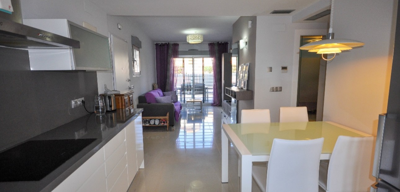 Herverkoop - Appartement / flat -
Punta Prima