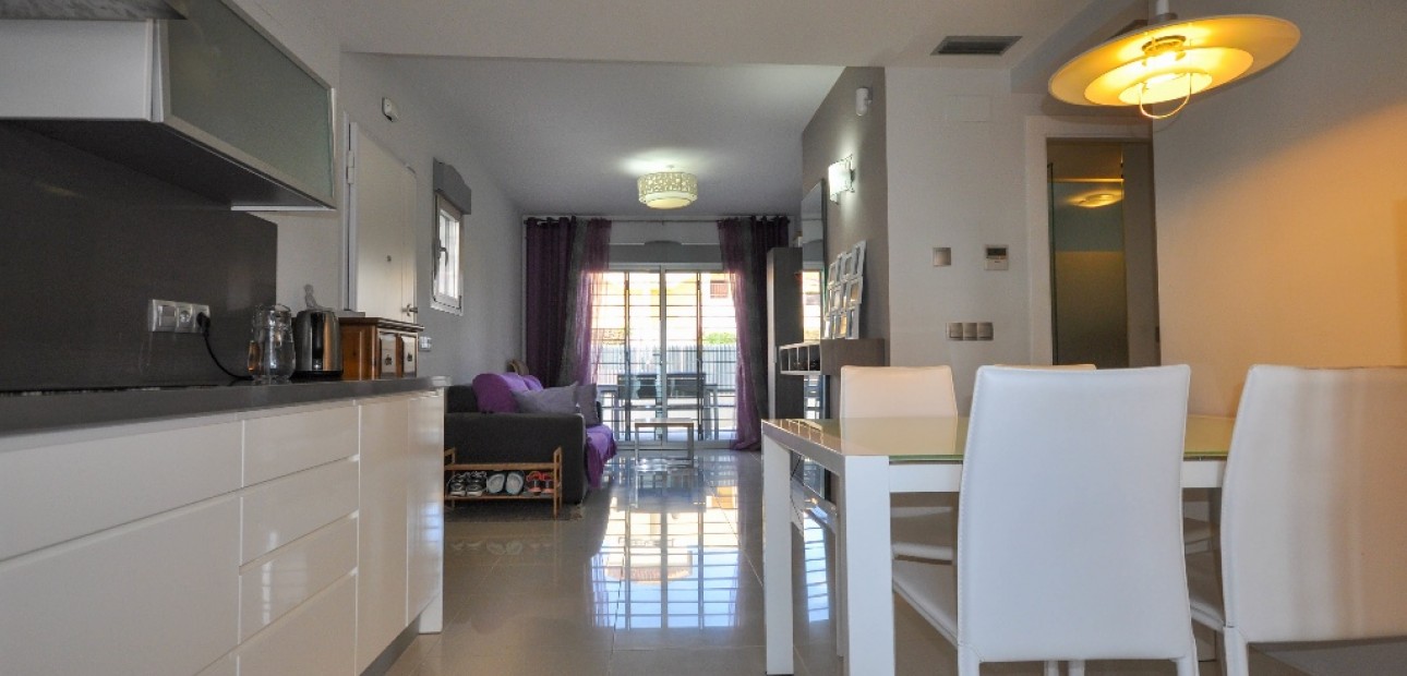 Herverkoop - Appartement / flat -
Punta Prima