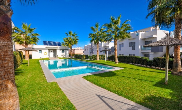 Herverkoop - Appartement / flat -
Punta Prima