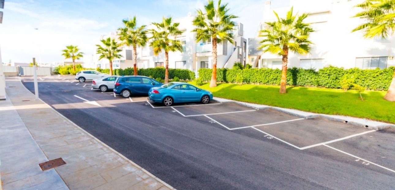 Herverkoop - Appartement / flat -
Punta Prima