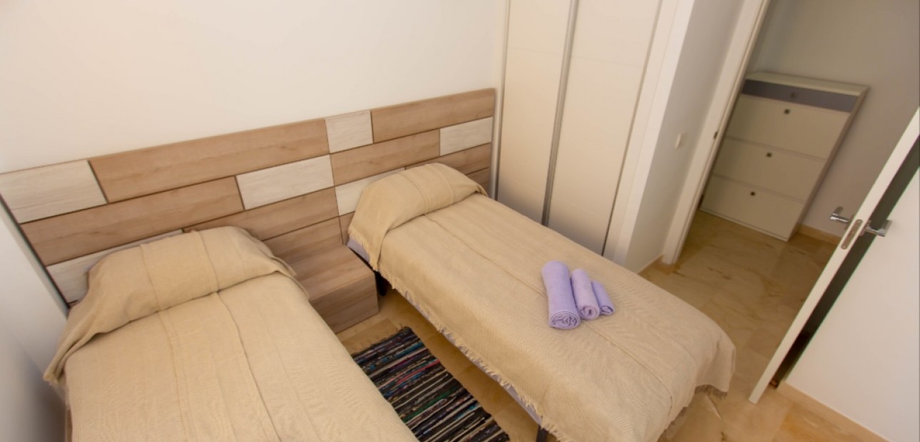 Alquiler a corto plazo - Apartamento / piso -
Punta Prima - La Recoleta