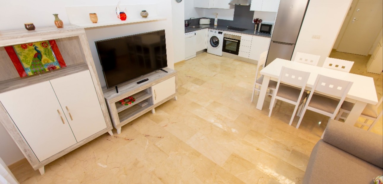 Alquiler a corto plazo - Apartamento / piso -
Punta Prima - La Recoleta