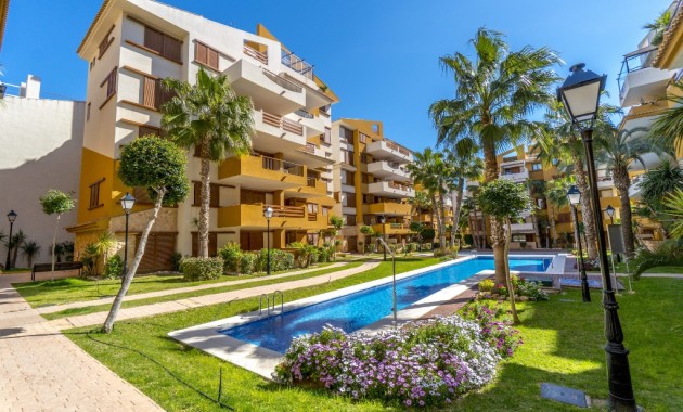 Alquiler a corto plazo - Apartamento / piso -
Punta Prima - La Recoleta