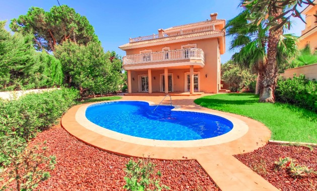 Nieuwbouw - Villa -
Cabo Roig
