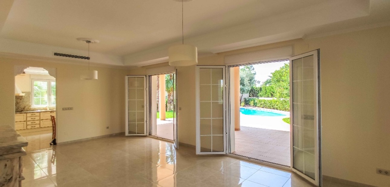 Nieuwbouw - Villa -
Cabo Roig