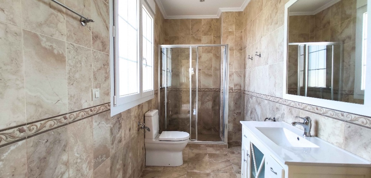 Nieuwbouw - Villa -
Cabo Roig