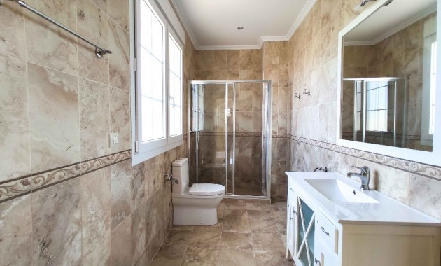 Nieuwbouw - Villa -
Cabo Roig