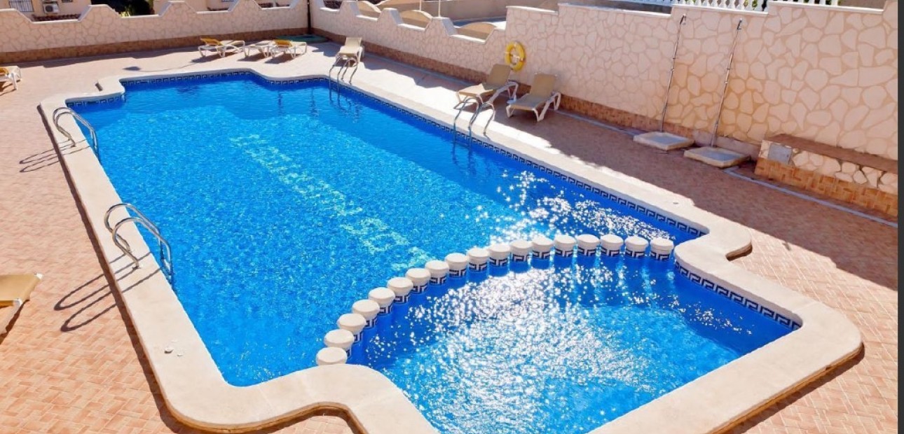 New Build - Villa -
Los Altos