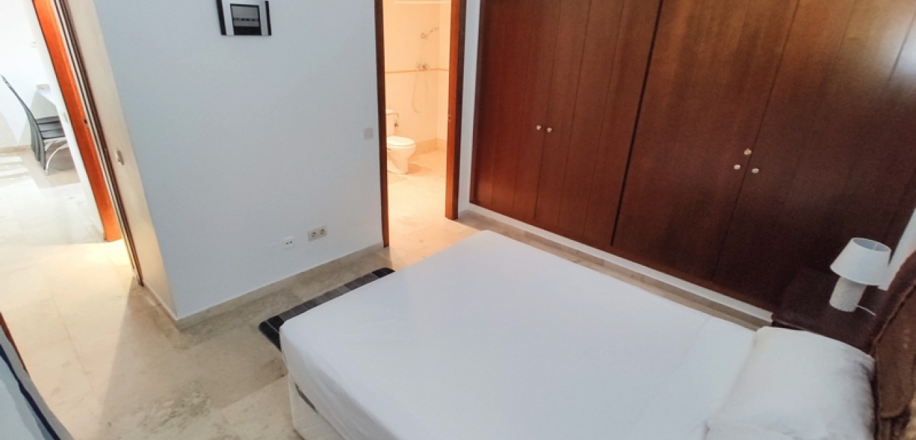 Short time rental - Apartment / flat -
Punta Prima - La Entrada