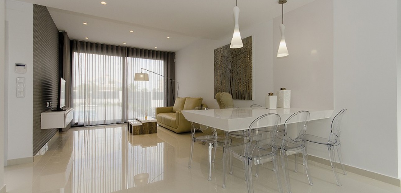 Nueva construcción  - Villa -
Dehesa de Campoamor