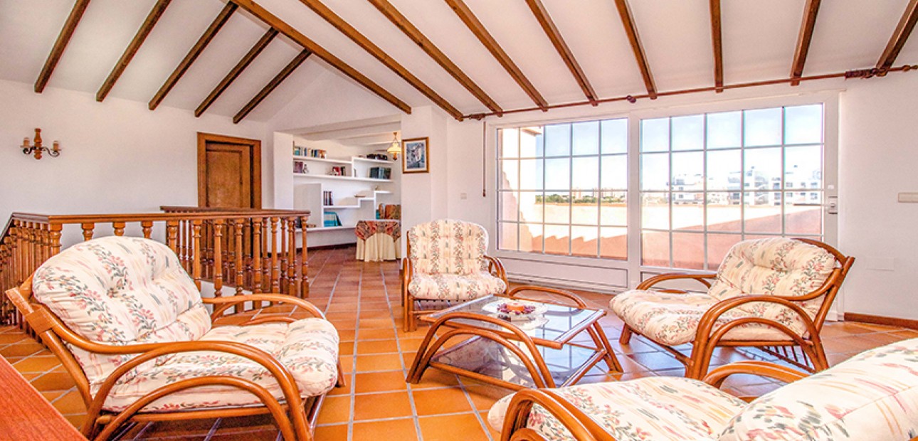 Herverkoop - Villa -
Pilar de la Horadada