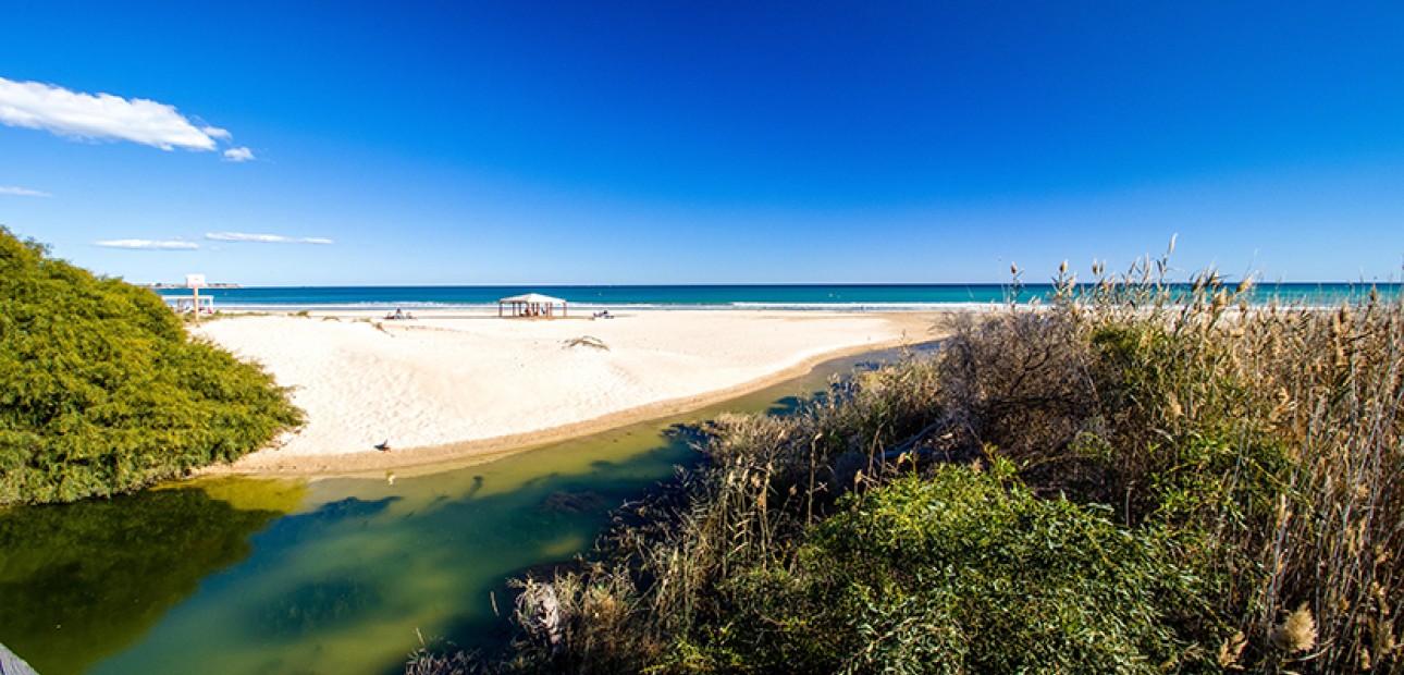 Herverkoop - Villa -
Pilar de la Horadada