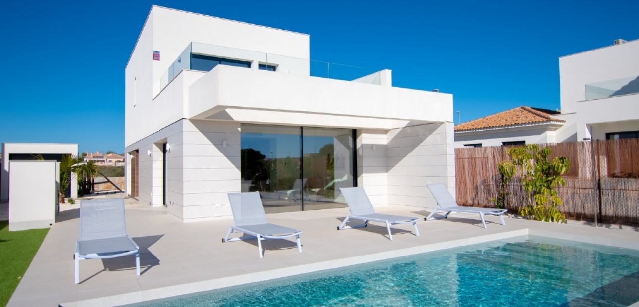 New Build - Villa -
Los Montesinos - La Herada