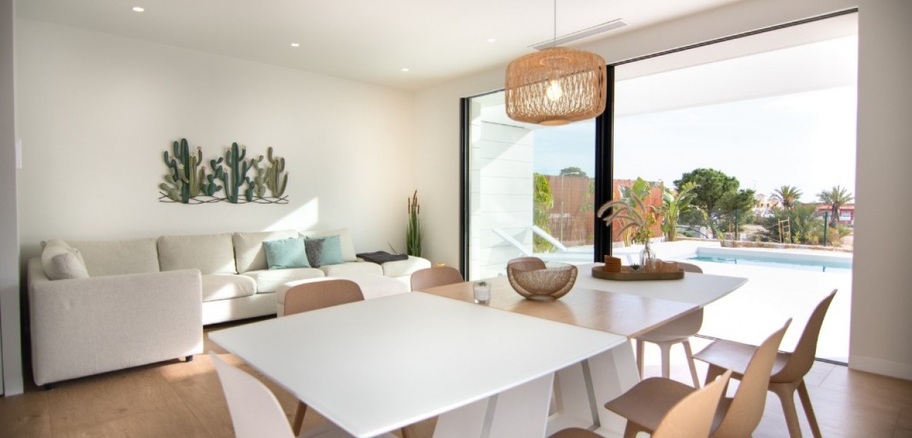 New Build - Villa -
Los Montesinos - La Herada