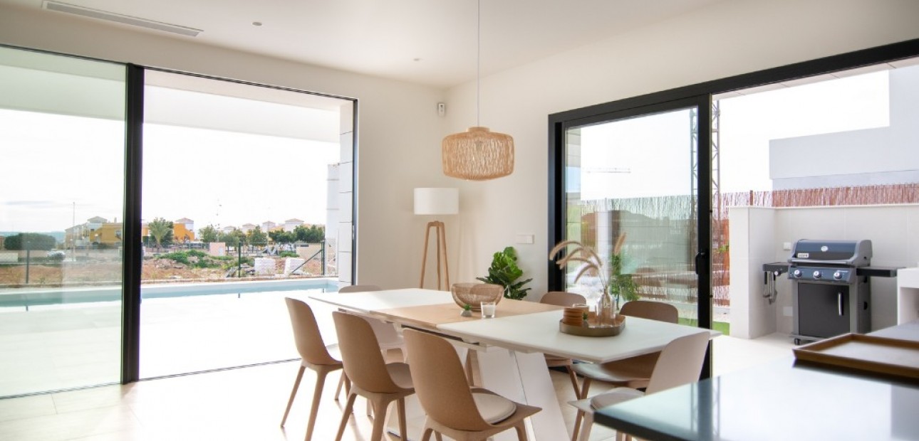 New Build - Villa -
Los Montesinos - La Herada