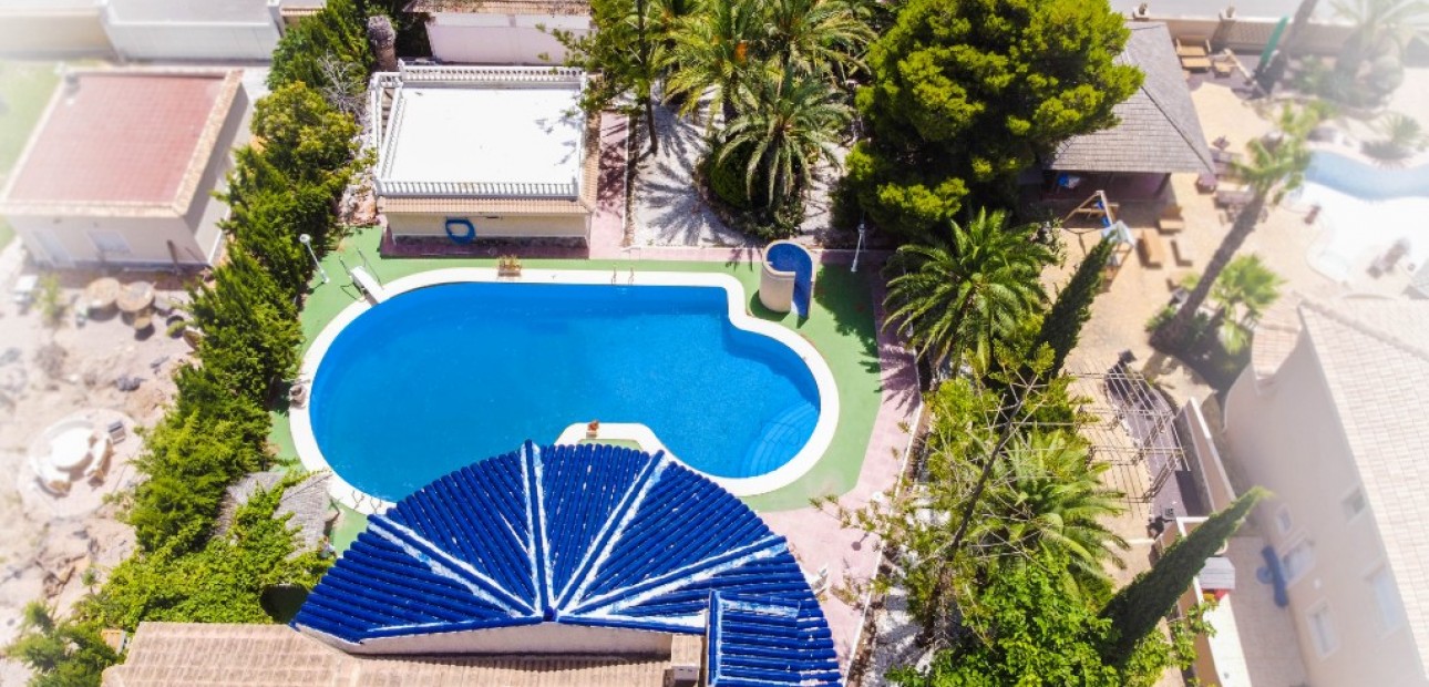 Sale - Villa -
Ciudad Quesada