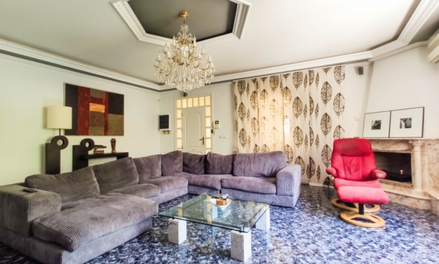 Sale - Villa -
Ciudad Quesada