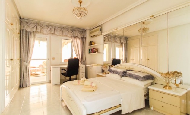 Sale - Villa -
Ciudad Quesada