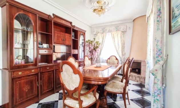 Sale - Villa -
Ciudad Quesada