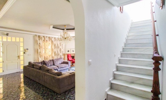 Sale - Villa -
Ciudad Quesada