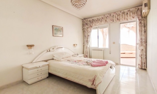 Sale - Villa -
Ciudad Quesada