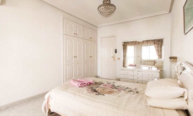 Sale - Villa -
Ciudad Quesada