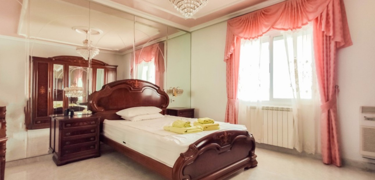 Sale - Villa -
Ciudad Quesada