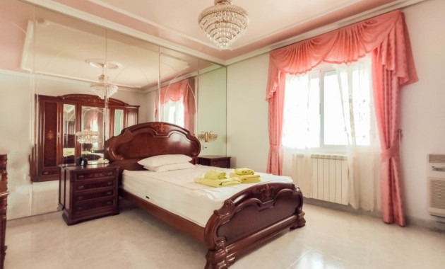 Sale - Villa -
Ciudad Quesada