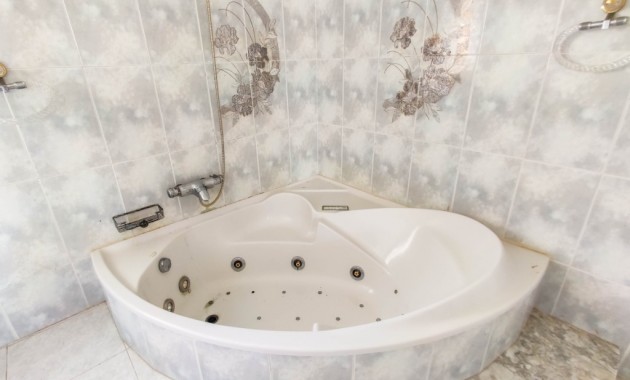 Sale - Villa -
Ciudad Quesada