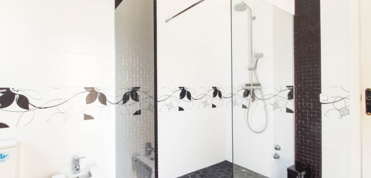 Sale - Villa -
Ciudad Quesada