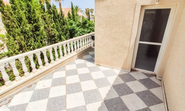 Sale - Villa -
Ciudad Quesada