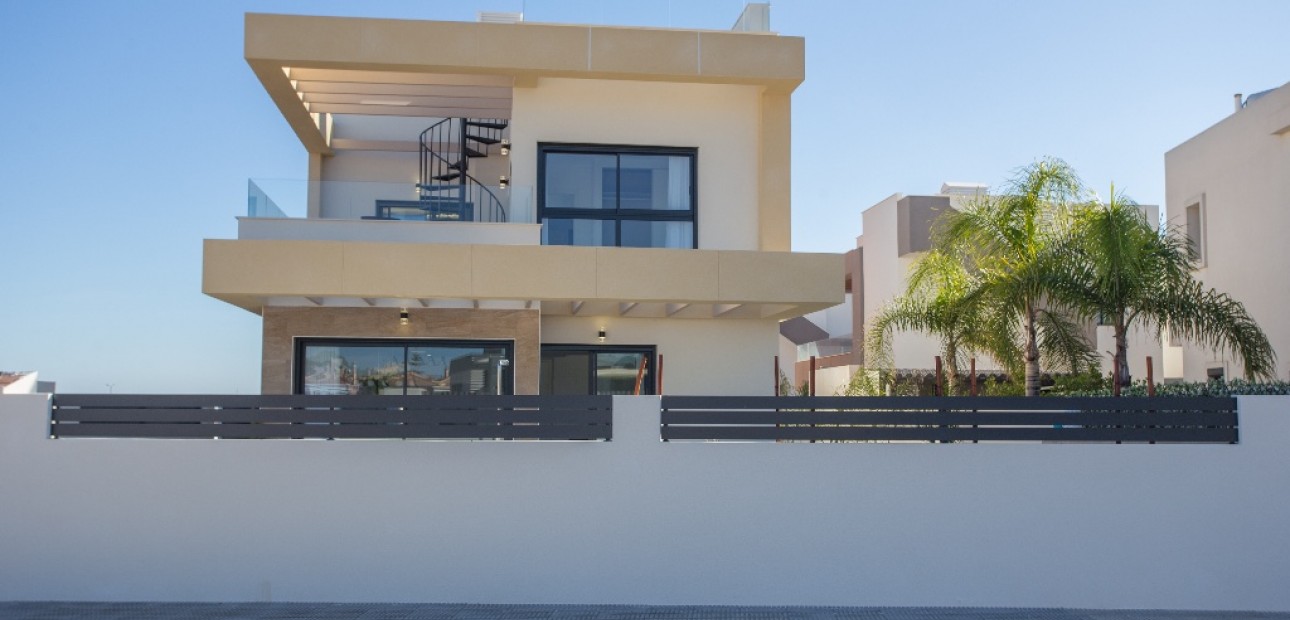 New Build - Villa -
Los Montesinos - La Herada