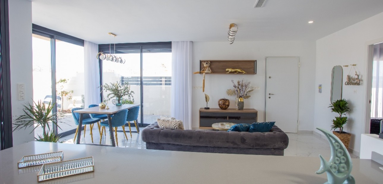 New Build - Villa -
Los Montesinos - La Herada