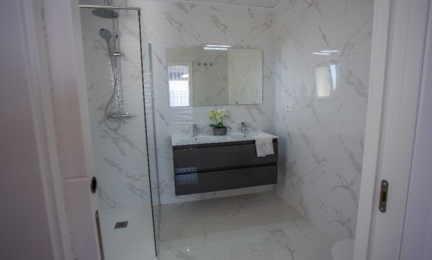 New Build - Villa -
Los Montesinos - La Herada