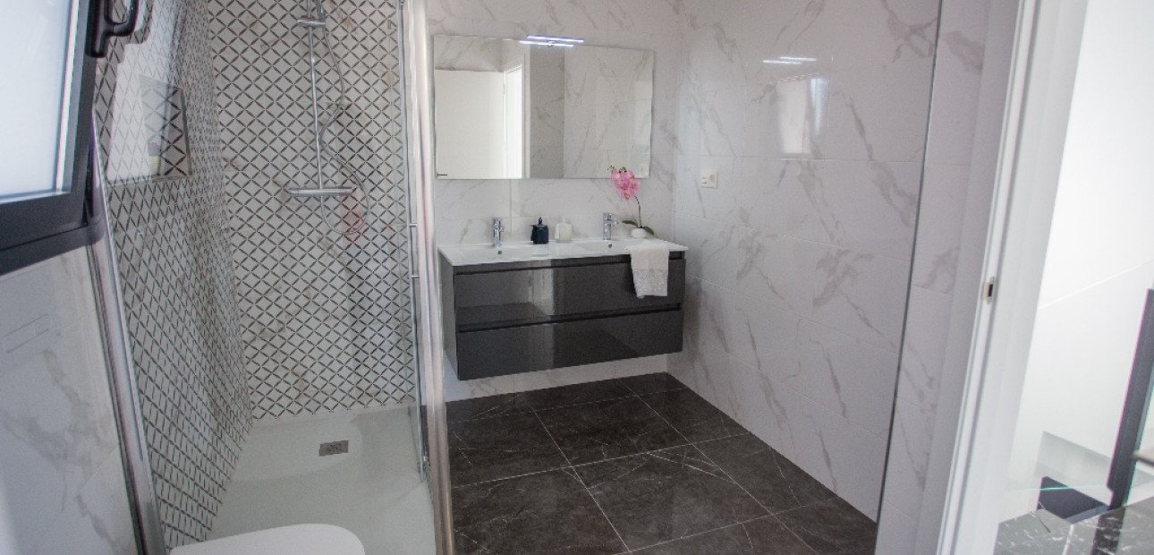 New Build - Villa -
Los Montesinos - La Herada