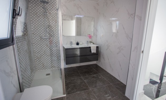 New Build - Villa -
Los Montesinos - La Herada