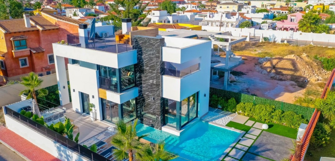 Nieuwbouw - Villa -
Torrevieja