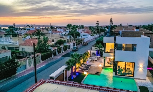 Nieuwbouw - Villa -
Torrevieja