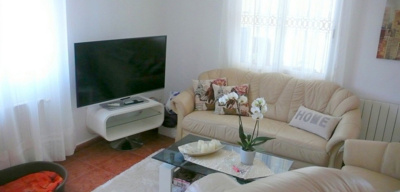 Sale - Finca Country Property -
Dolores