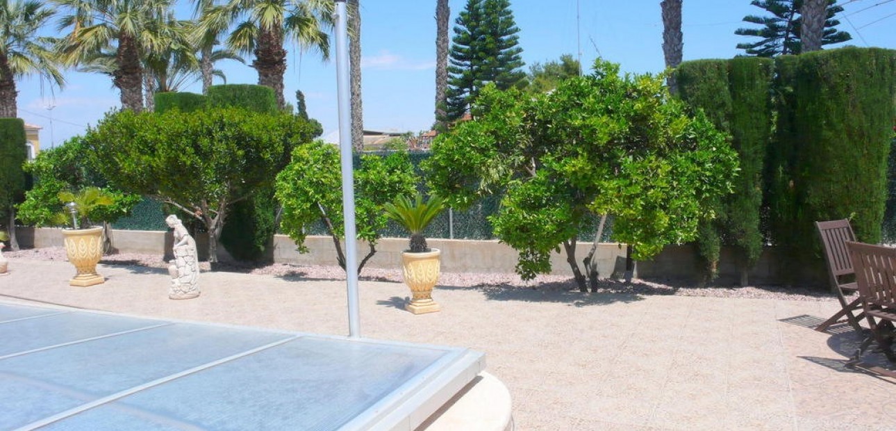 Sale - Finca Country Property -
Dolores