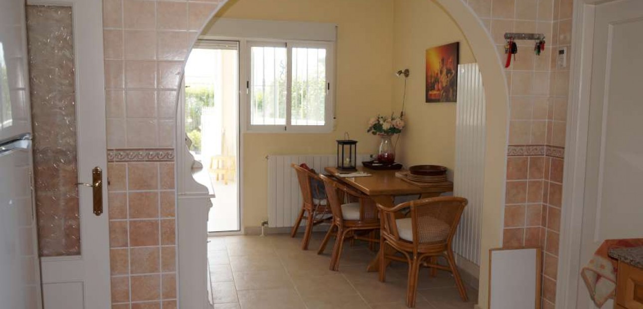 Venta - Finca Country Property -
Catral