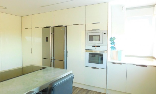 Venta - Villa -
Guardamar del Segura