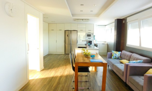 Venta - Villa -
Guardamar del Segura