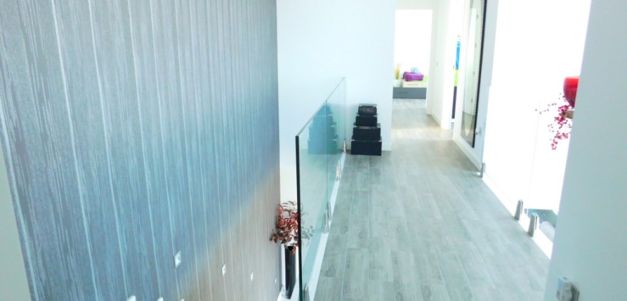 Venta - Villa -
Guardamar del Segura